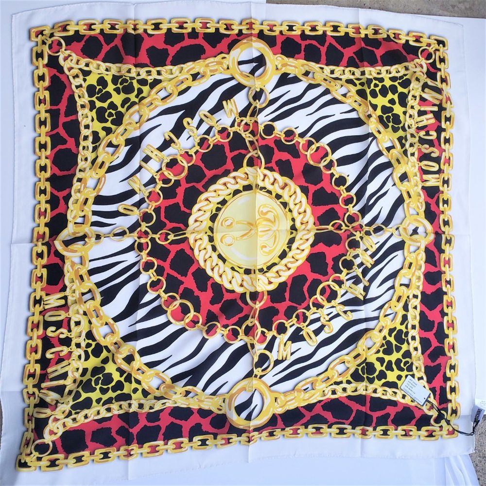 NWT Moschino 100% Silk gold chain and animal print designed large square scarf - Picture 5 of 5